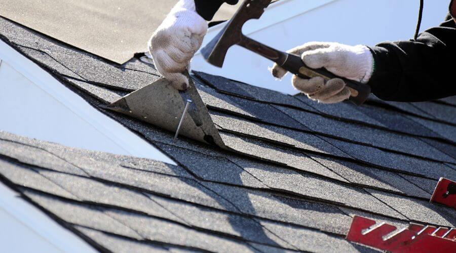 Professional gutter cleaning in Cataldo, ID